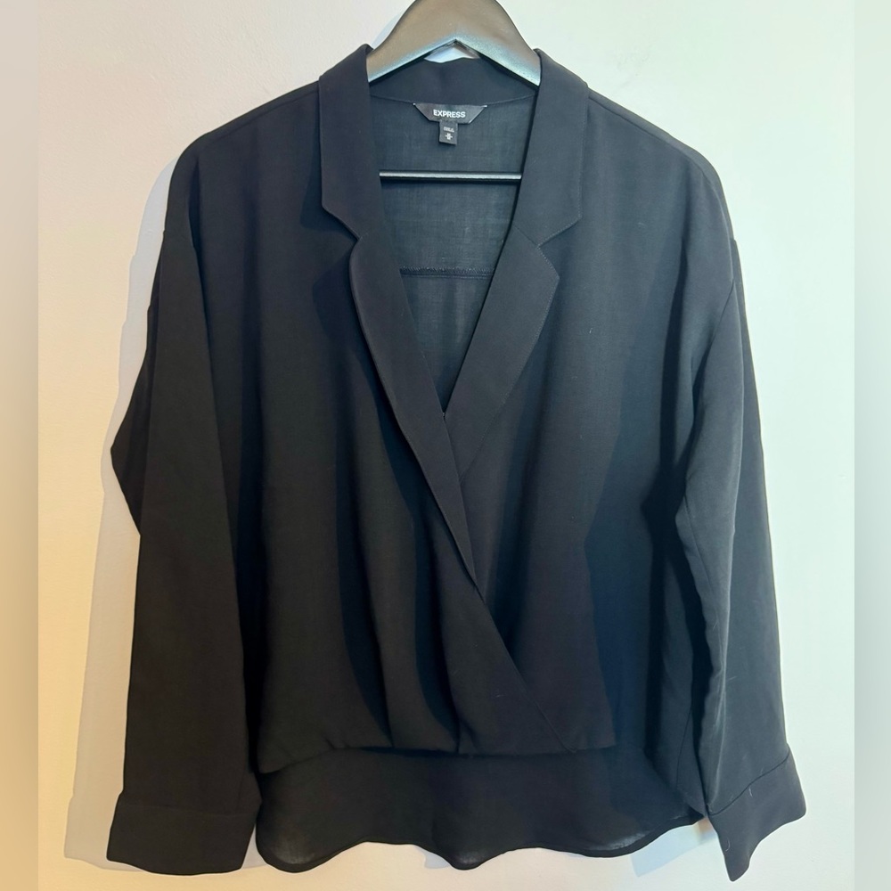 Express collared surplice blouse in black, size M.